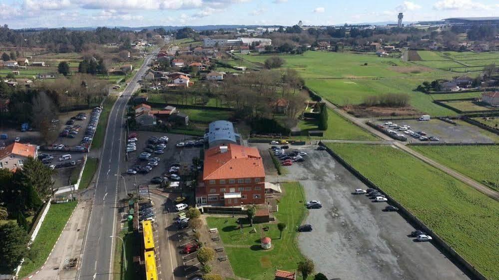Hotel Garcas Lavacolla Bagian luar foto